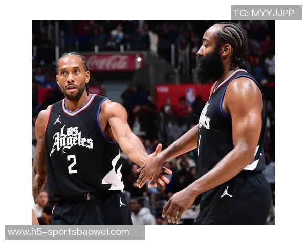 骑士本赛季三次战胜76人场均净胜97分展现强势表现